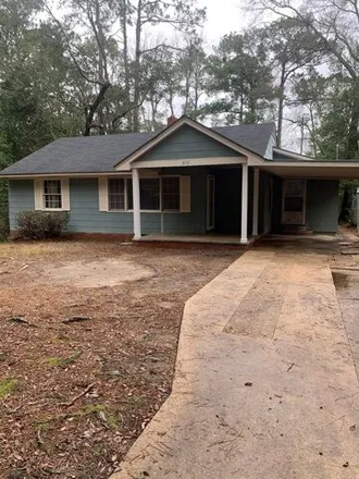 Buy this 4 bed house on 955 10th Avenue in Albany, GA 31701