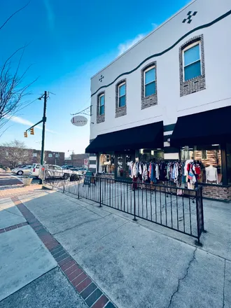 Rent this studio house on 103 N First St