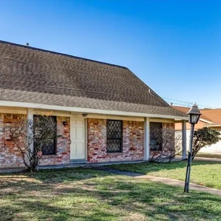Buy this 4 bed house on 3182 Mission Valley Drive in Missouri City, TX 77459