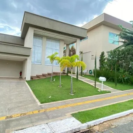 Buy this 4 bed house on Rua Lago 7 in Goiânia - GO, 74492-185