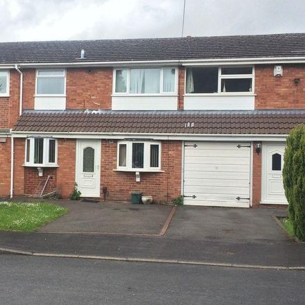 Rent this 3 bed house on Nevis Court in Wolverhampton, WV3 9JP
