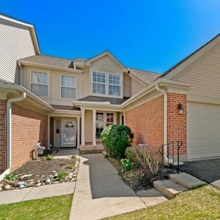 Buy this 2 bed house on Pembrook Court South in Crystal Lake, IL 60014