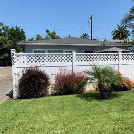 Rent this 2 bed house on 282 Knox Street in Cliff Haven, Costa Mesa