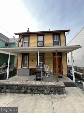 Image 2 - 783 Maryland Avenue, Cumberland Heights, Cumberland, MD 21502, USA - House for sale