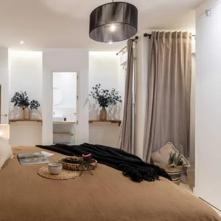 Image 3 - La Bohemia, Calle de Luchana, 20, 28010 Madrid, Spain - Apartment for rent