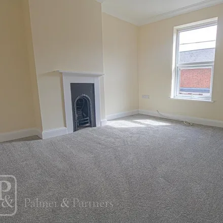 Image 6 - 18 Crowhurst Road, Colchester, CO3 3JN, United Kingdom - Townhouse for rent