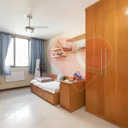 Buy this 4 bed apartment on Rua Demóstenes Madureira de Pinho 908 in Recreio dos Bandeirantes, Rio de Janeiro - RJ