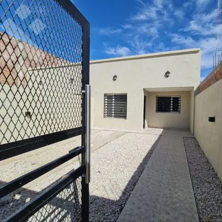 Buy this 2 bed house on Grupo Scout Claudio Moyano in Don Bosco 2940, América Sur