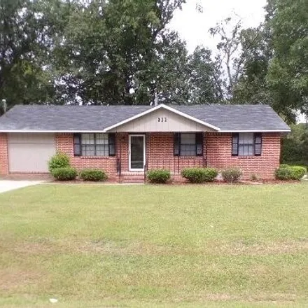 Buy this 4 bed house on 311 Walnut Street in Thomson, McDuffie County