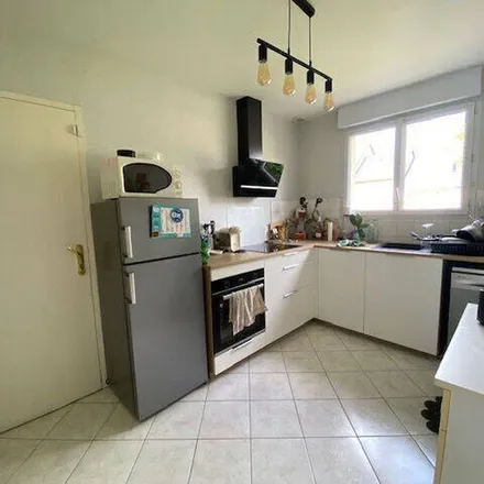 Rent this 1 bed apartment on 1 Rue Souchu Servinière in 53000 Laval, France