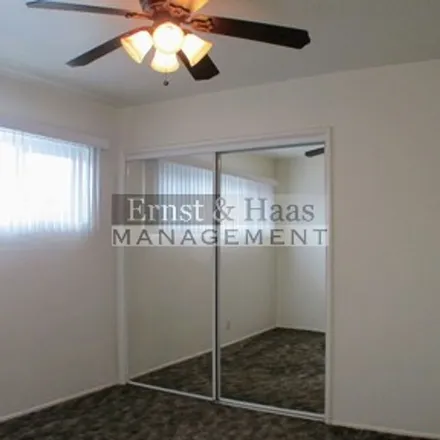 Image 1 - 252 Atlantic Avenue, Long Beach, CA 90802, USA - Apartment for rent