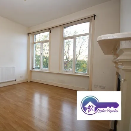 Rent this 1 bed townhouse on Hillfield Avenue in London, N8 7DH