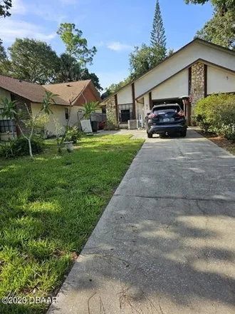 Buy this 3 bed house on 972 Stonybrook Circle in Port Orange, FL 32127