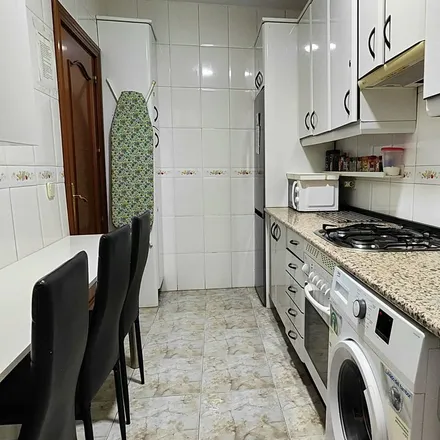 Image 2 - Calle de Gaztambide, 43, 28015 Madrid, Spain - Apartment for rent