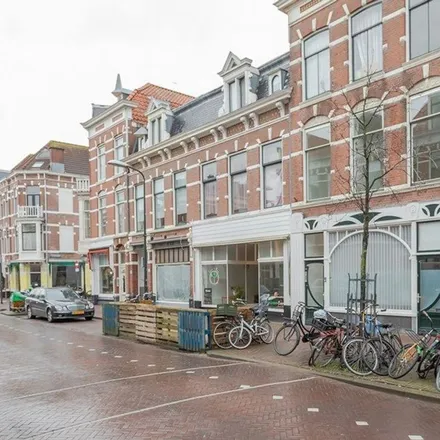 Rent this 3 bed apartment on Weimarstraat 35B in 2562 GP The Hague, Netherlands