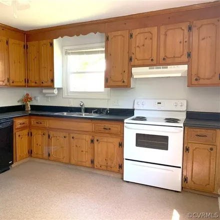 Image 7 - 6225 Claudehart Road, Drewrys Bluff, Chesterfield County, VA 23234, USA - House for sale