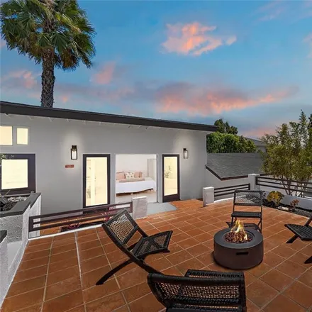 Image 1 - 6033 West 76th Street, Los Angeles, CA 90045, USA - House for sale