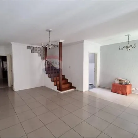Rent this 3 bed house on Rua Pascoal Da Costa in 4, Rua Pascoal da Costa