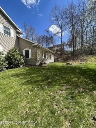 Image 5 - 136 Lincoln Street, Maplewood Heights, Dallas Township, PA 18612, USA - House for sale