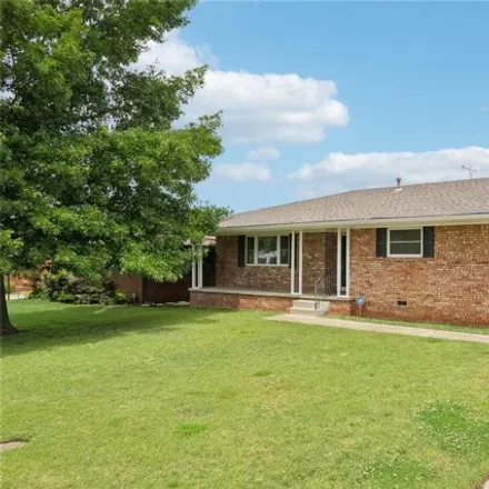 Buy this 3 bed house on 5205 East 30th Street in Tulsa, OK 74114