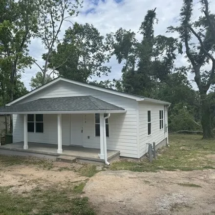 Buy this 2 bed house on 722 Lane Street in Griffin, GA 30223