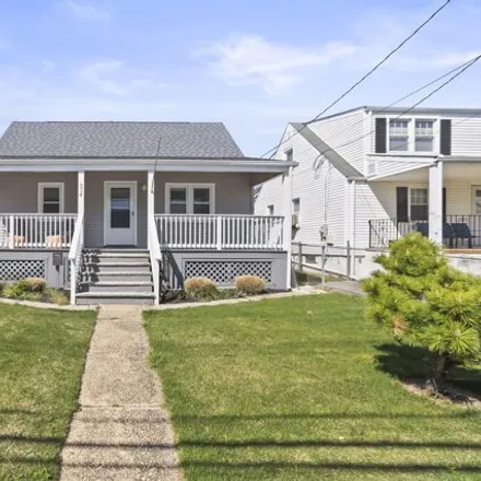 Buy this 3 bed house on 362 16th Avenue in Belmar, Monmouth County