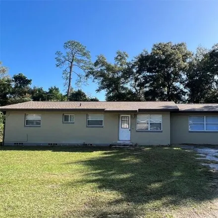 Buy this 3 bed house on 2589 Northeast 1st Avenue in Ocala, FL 34470