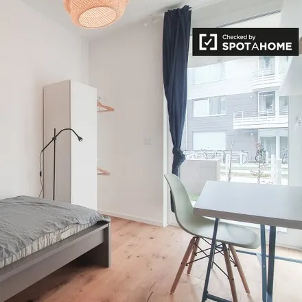 Rent this 5 bed room on Dr. Teichmann in Nazarethkirchstraße 56, 13347 Berlin