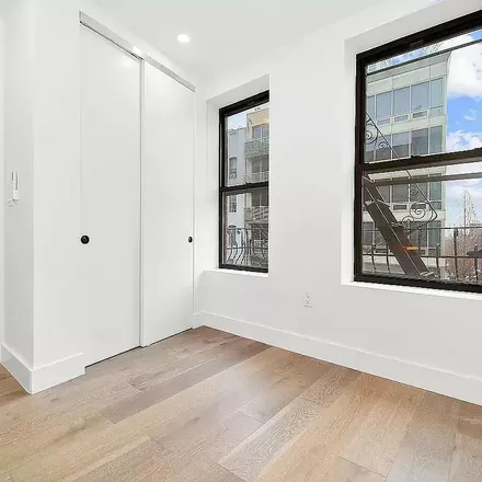 Rent this 3 bed apartment on 294 East Houston Street in New York, NY 10009