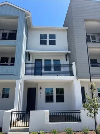 Buy this 3 bed condo on 4810 Long Beach Boulevard in Long Beach, CA 90805