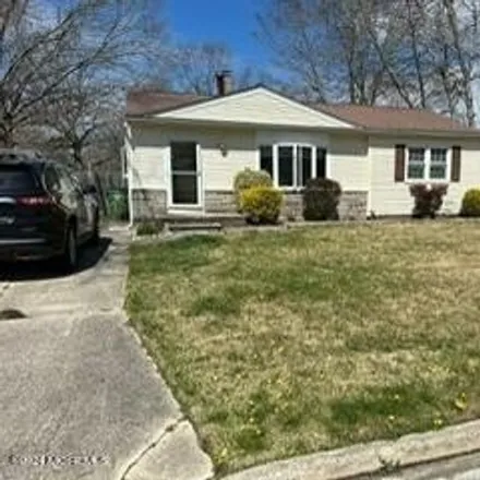 Rent this 3 bed house on 39 Fairview Drive in Egg Harbor Township, NJ 08234