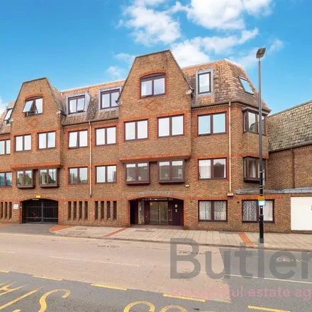 Rent this 2 bed apartment on Marshall's Court in Elm Grove, London
