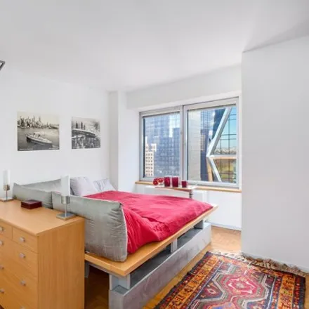 Image 4 - Central Park Place, West 57th Street, New York, NY 10019, USA - Condo for sale