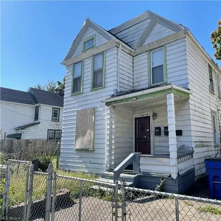 Buy this 4 bed duplex on 1002 East 76th Street in Cleveland, OH 44103
