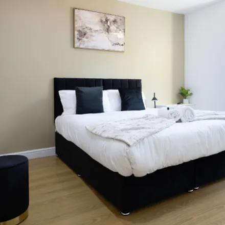Rent this 6 bed apartment on Jemmett Street in Preston, PR1 7XJ