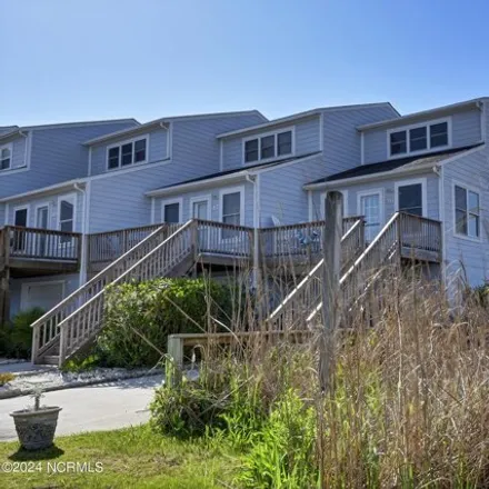 Image 4 - Bermuda Landing Place, North Topsail Beach, NC, USA - House for sale