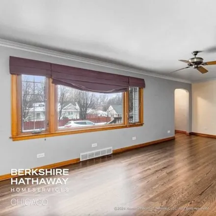 Image 3 - 7843 Cronin Avenue, Justice, Lyons Township, IL 60458, USA - House for sale