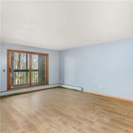 Image 7 - 1106 42nd Avenue Northeast, Columbia Heights, MN 55421, USA - Condo for sale