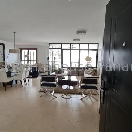 Rent this 3 bed apartment on PH Sevilla in Avenida B, Parque Lefevre