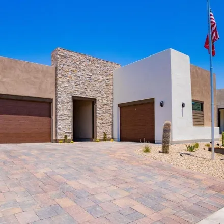 Buy this 4 bed house on 1332 East La Mirada Drive in Phoenix, AZ 85042