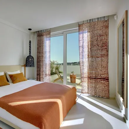 Rent this 3 bed house on 8200-654 Distrito de Évora