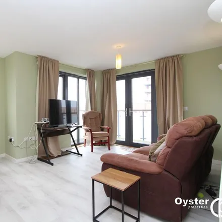 Rent this 2 bed apartment on Sterling Avenue in London, HA8 8BP