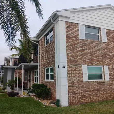 Buy this 1 bed condo on Olmstead Drive in Titusville, FL 32780