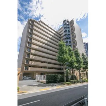 Rent this 3 bed apartment on Oyama Higashicho in Yamate-Dori Avenue, Nakajuku