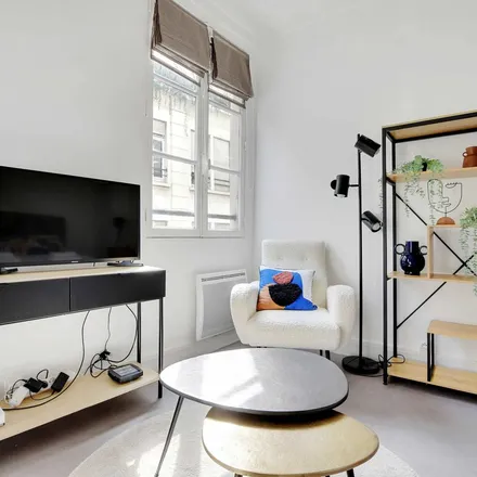 Image 5 - 38 Rue Grégoire de Tours, 75006 Paris, France - Apartment for rent