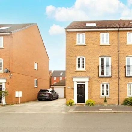 Buy this 4 bed duplex on Windermere Drive in Doncaster, DN4 5PX
