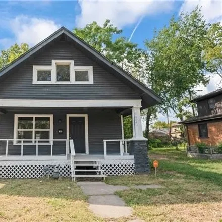 Buy this 3 bed house on 1210 Haskell Avenue in Kansas City, KS 66104