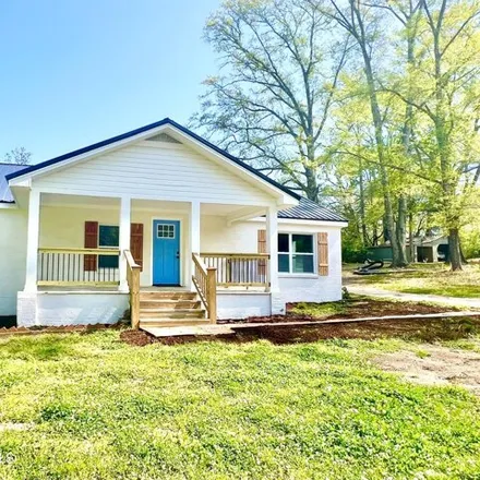 Buy this 3 bed house on 2404 Sunny Level Cutoff in Alexander City, Alabama