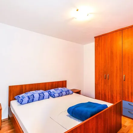 Rent this 5 bed apartment on 53291 Grad Novalja