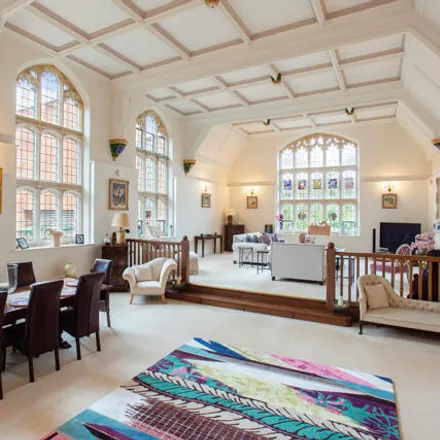 Image 2 - Abbey Gardens, Reading, Berkshire, Rg7 - Apartment for sale